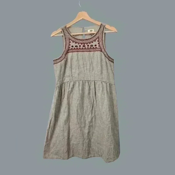 Old Navy Gray Cotton Dress w/ Embroidered Neckline & Keyhole Back, Size Medium - Picture 2 of 6